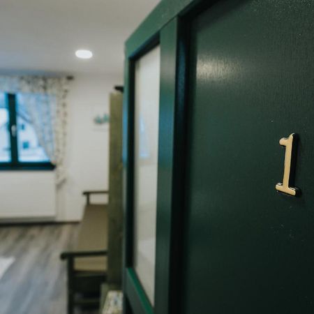 Kadarhaz Bed and Breakfast Vlahita Εξωτερικό φωτογραφία