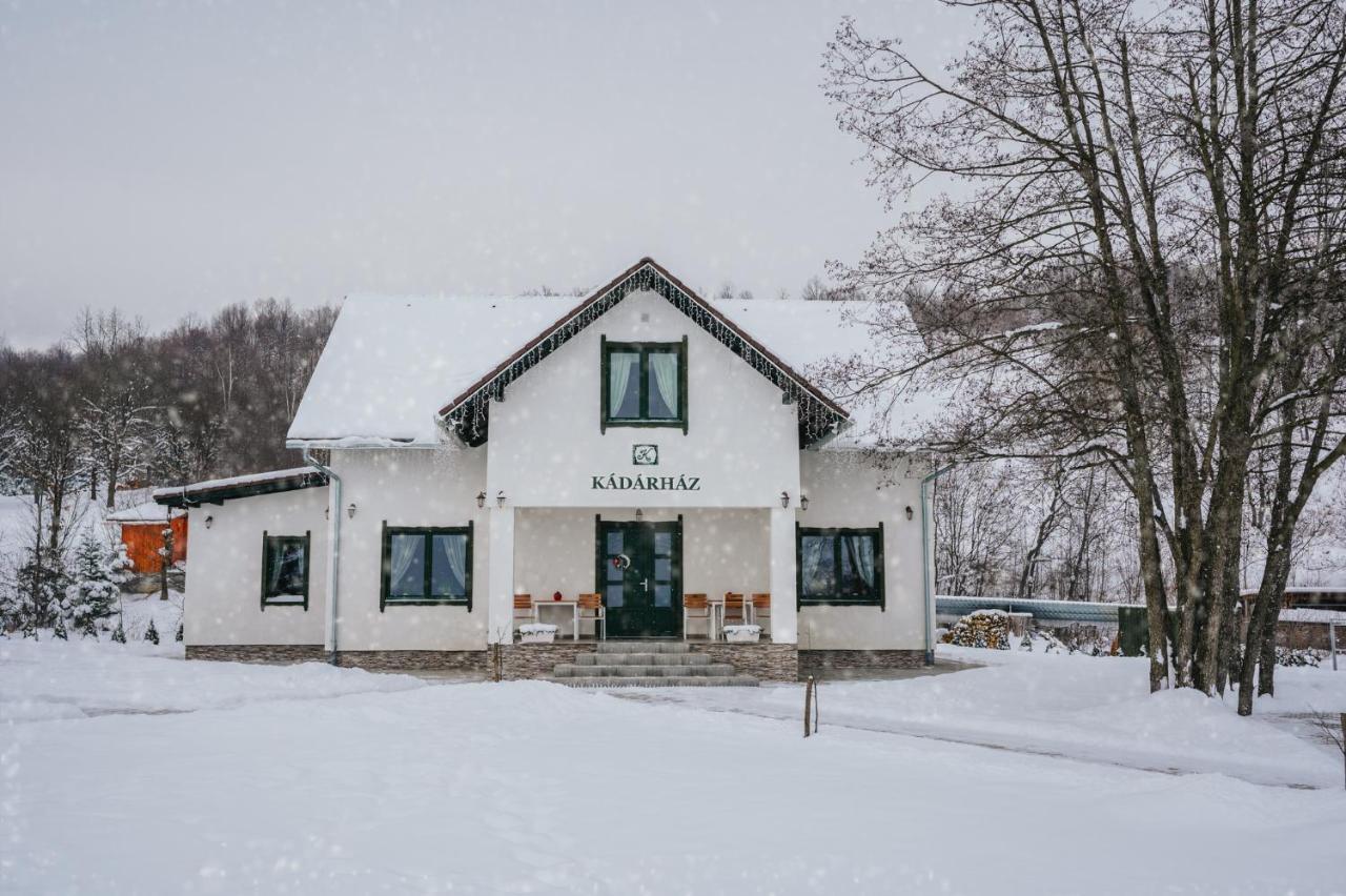 Kadarhaz Bed and Breakfast Vlahita Εξωτερικό φωτογραφία