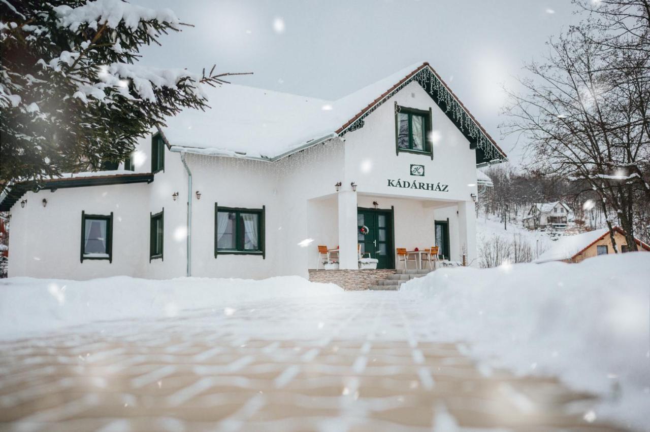 Kadarhaz Bed and Breakfast Vlahita Εξωτερικό φωτογραφία